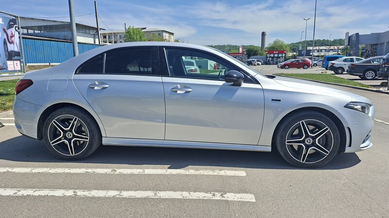 Mercedes-Benz A 250