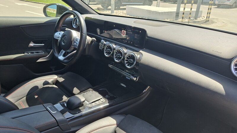 Mercedes-Benz A 250